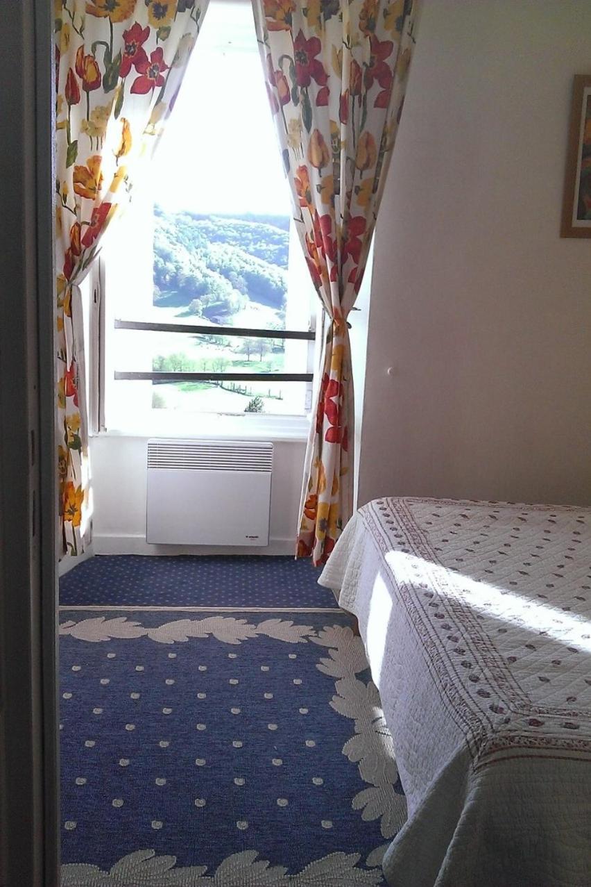 Auberge Hotel De Tournemire - Cantal Экстерьер фото